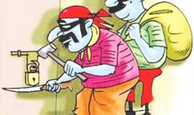 घर का ताला तोड़कर लाखों की चोरी