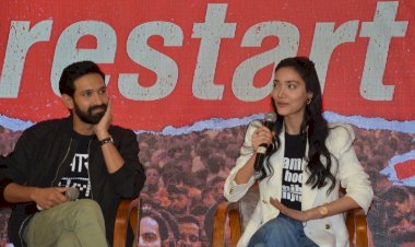 मिर्जापुर के बबलू पंडित उर्फ विक्रांत पहुंचें पटना, फिल्म 12वीं फेल को किया जमकर प्रोमोट