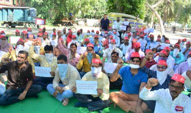 मौन व्रत रहकर केंद्रीय आवाहन पर किया सत्याग्रह आंदोलन  केंद्र व राज्य सरकार पुरानी पेंशन बहाल करने अपील