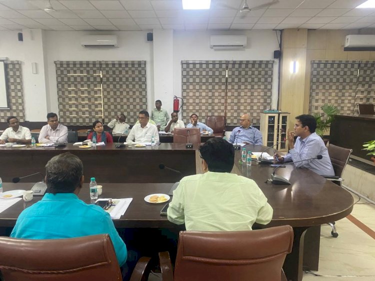 जिला सड़क सुरक्षा समिति की बैठक सम्पन्न अनुपस्थित अधिकारियों को कारण बताओं नोटिस जारी करने के दिए निर्देश